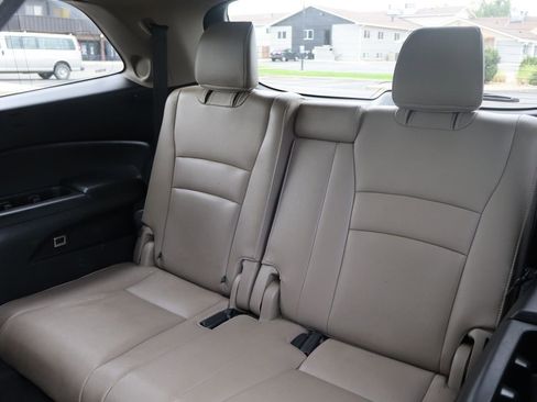 Used 2016 Honda Pilot Touring image 21