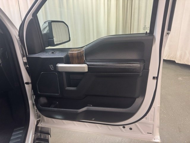 Used 2019 Ford F150 Lariat w/ Equipment Group 502A Luxury AWD/4WD image 36