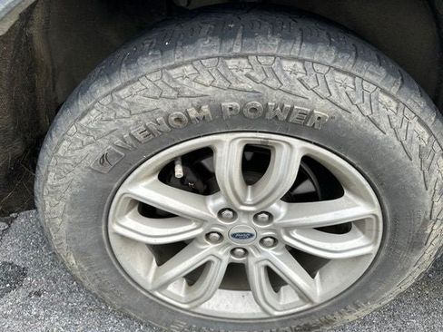 Used 2020 Ford Explorer 2WD image 26
