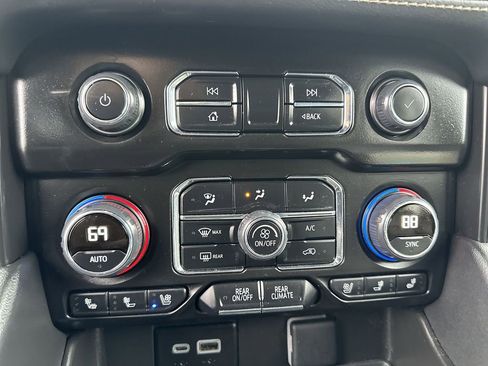 Certified 2024 Chevrolet Tahoe Premier image 28