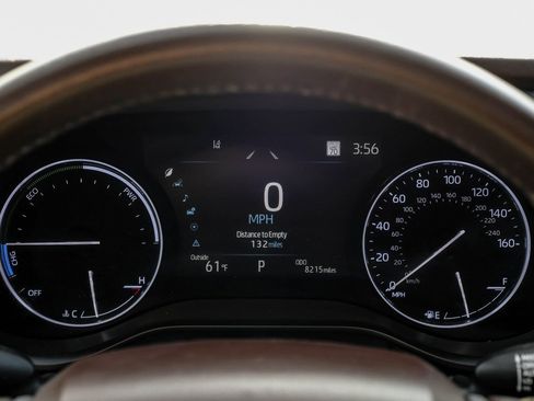 Used 2022 Toyota Sienna Platinum image 22