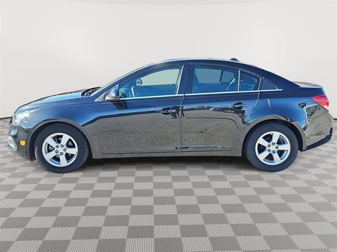 Used 2015 Chevrolet Cruze LT image 8