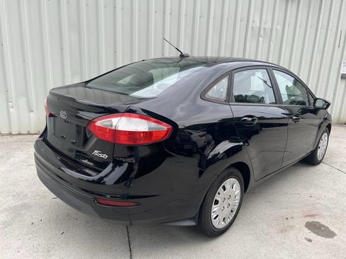 Used 2016 Ford Fiesta S image 3