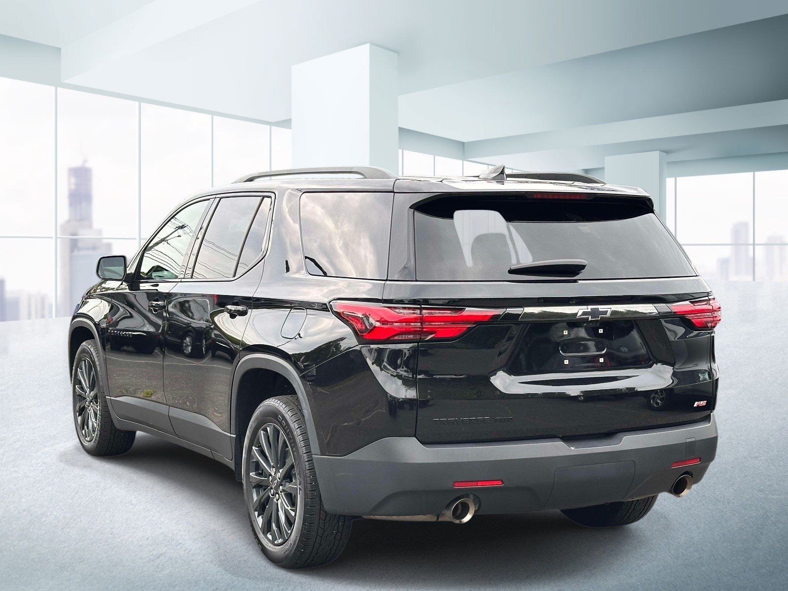 Used 2023 Chevrolet Traverse RS AWD/4WD image 3