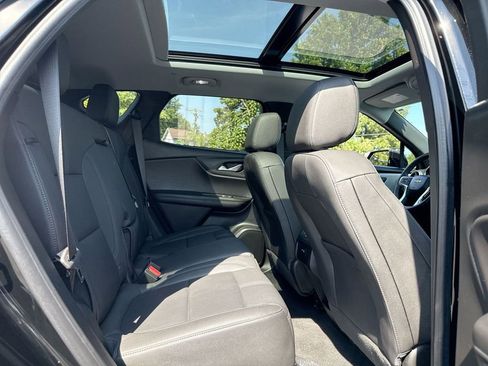 Certified 2022 Chevrolet Blazer LT image 24
