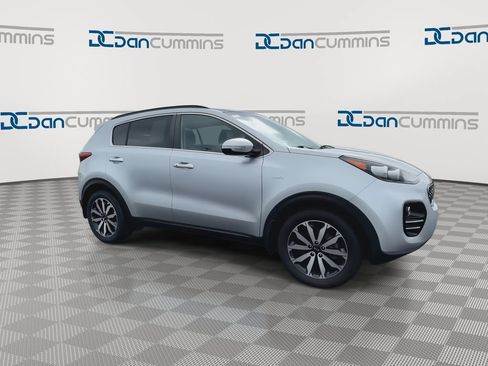 Used 2018 Kia Sportage EX w/ EX Premium Package AWD/4WD image 2