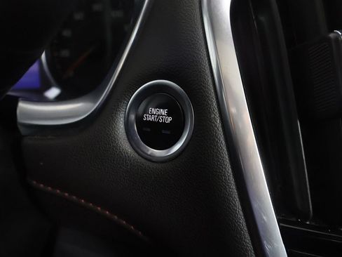 Used 2023 Chevrolet Traverse RS AWD/4WD image 44