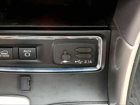 Used 2019 Subaru Ascent Limited w/ Popular Package #2A AWD/4WD image 26