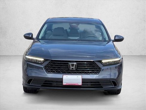 Used 2023 Honda Accord EX image 2