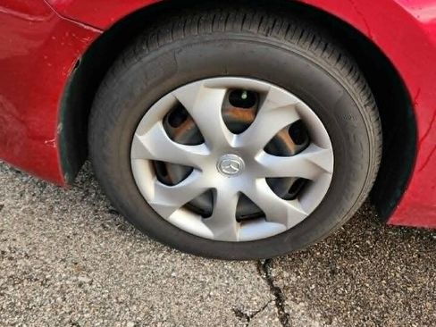 Used 2015 MAZDA MAZDA3 i Sport image 25