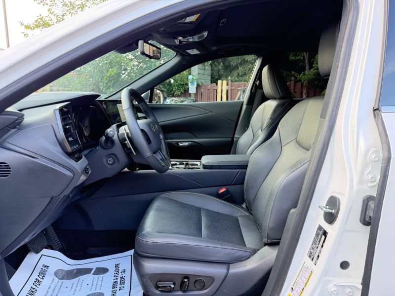 Used 2023 Lexus RX 350 Premium Plus w/ Accessory Package AWD/4WD image 11