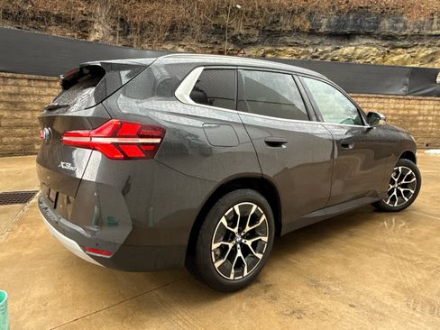 Certified 2025 BMW X3 xDrive30i w/ Premium Package image 3