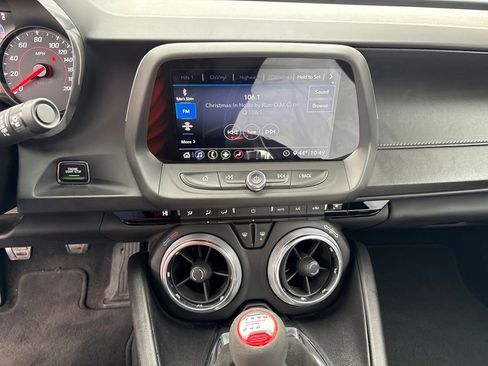 Used 2020 Chevrolet Camaro SS image 23