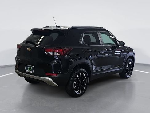 Certified 2022 Chevrolet TrailBlazer LT w/ Convenience Package AWD/4WD image 3