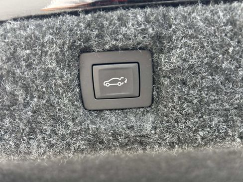 Used 2018 Cadillac CT6 Platinum AWD/4WD image 11
