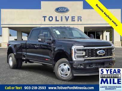 New 2025 Ford F350 Platinum w/ FX4 Off-Road Package