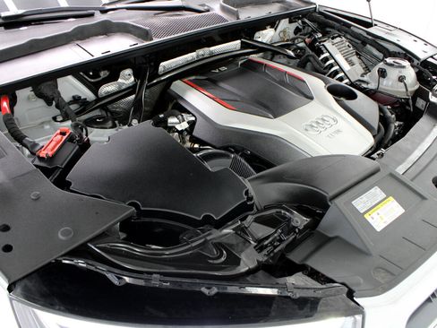 Used 2020 Audi SQ5 Premium Plus w/ Premium Plus Package image 78