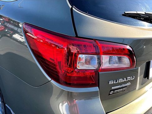 Used 2017 Subaru Outback 3.6R Touring image 30