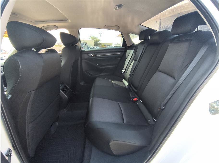 Used 2020 Honda Accord EX image 10