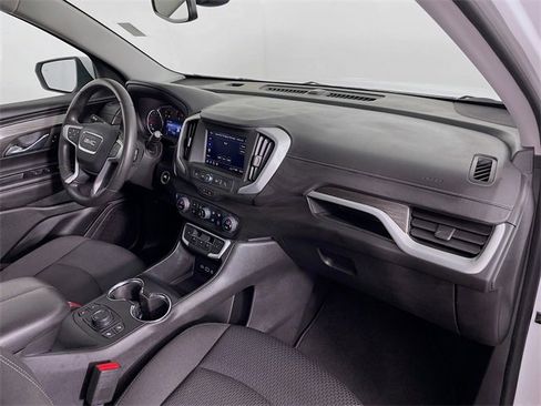 Certified 2023 GMC Terrain SLE w/ Driver Convenience Package image 32