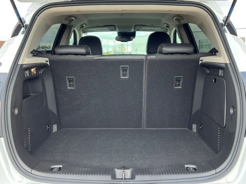 Certified 2022 Buick Encore Preferred w/ Safety Package II image 37