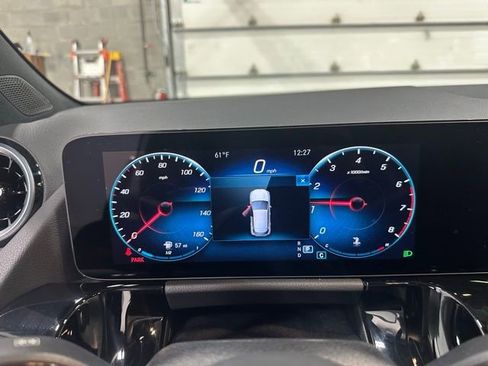 Certified 2022 Mercedes-Benz GLA 250 4MATIC image 19