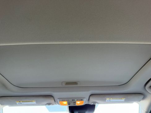 Used 2020 Honda Insight Touring image 32
