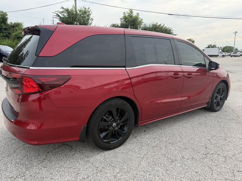 Used 2023 Honda Odyssey Sport image 7