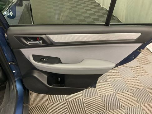 Used 2019 Subaru Outback 2.5i Premium w/ Popular Package #2 image 27