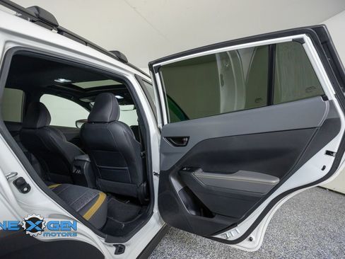 Used 2025 Subaru Crosstrek 2.5i Sport AWD/4WD image 33