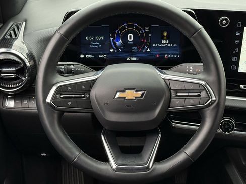 Certified 2025 Chevrolet Equinox LT image 12