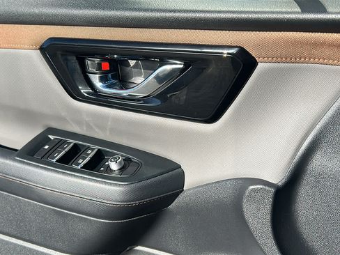 Certified 2025 Subaru Forester Sport AWD/4WD image 23