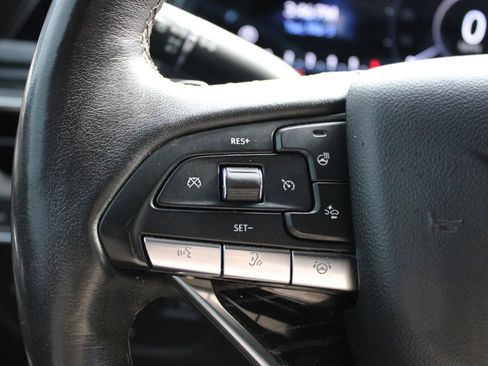 Used 2022 Cadillac Escalade ESV Sport w/ Touring Package image 29