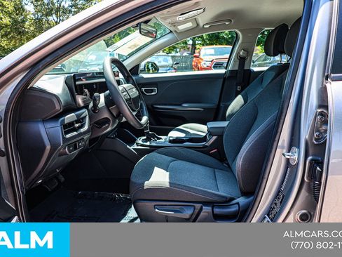 Used 2025 Kia K4 FWD image 18