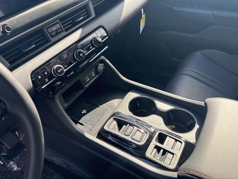 New 2026 Honda Pilot Black Edition image 17