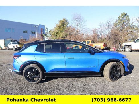 New 2026 Chevrolet Equinox EV RS FWD image 8