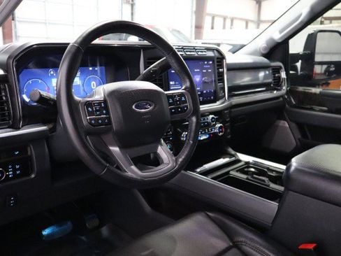 Used 2024 Ford F250 Lariat w/ Lariat Ultimate Package AWD/4WD image 33