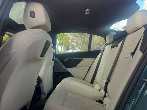 New 2026 BMW i5 eDrive40 RWD image 12