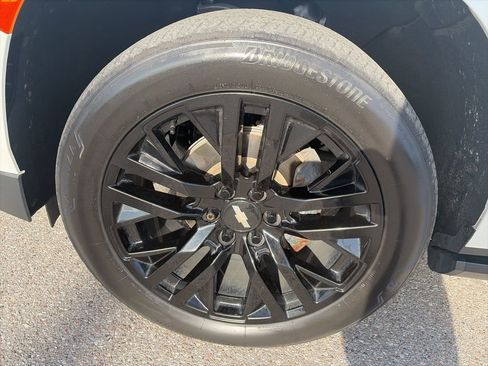 Used 2023 Chevrolet Tahoe Premier image 12