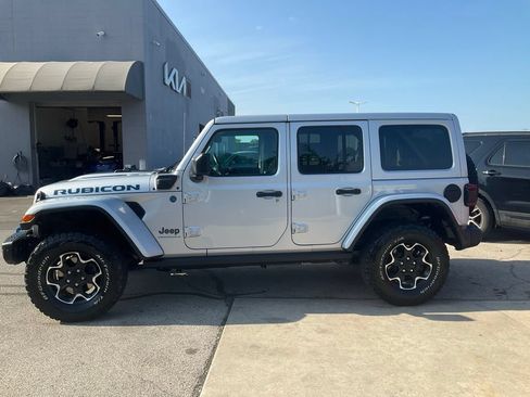 Used 2023 Jeep Wrangler Unlimited Rubicon 4xe w/ Steel Bumper Group AWD/4WD image 4