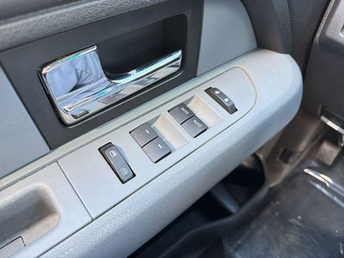 Used 2013 Ford F150 XLT w/ Luxury Equipment Group image 12