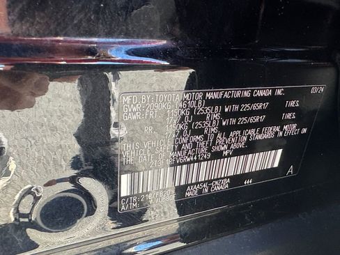 Used 2024 Toyota RAV4 LE image 20