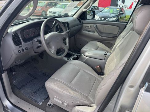 Used 2001 Toyota Sequoia Limited RWD image 10