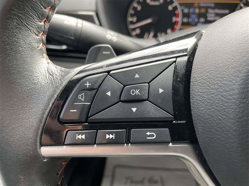 Used 2023 Nissan Altima 2.5 SR w/ SR Premium Package image 27