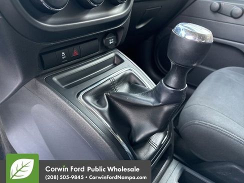 Used 2016 Jeep Patriot Sport image 19