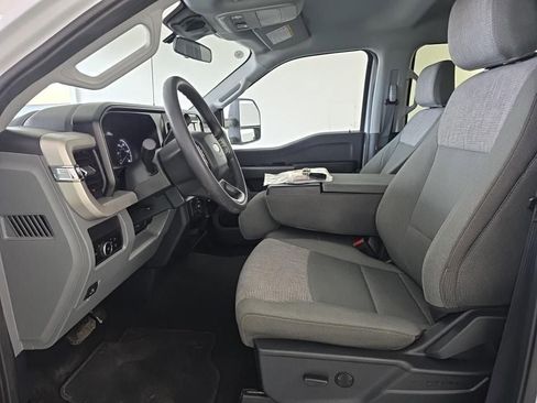 Used 2026 Ford F350 XLT image 3