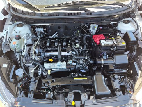 Used 2024 Nissan Kicks SR w/ SR Premium Package FWD image 32