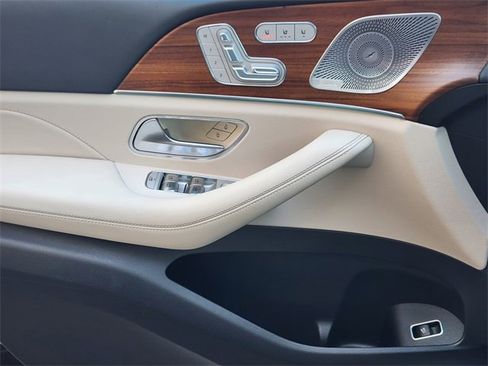 Used 2024 Mercedes-Benz GLE 350 4MATIC image 18