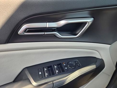 New 2026 Kia Sportage EX w/ EX Panorama Roof Package image 16