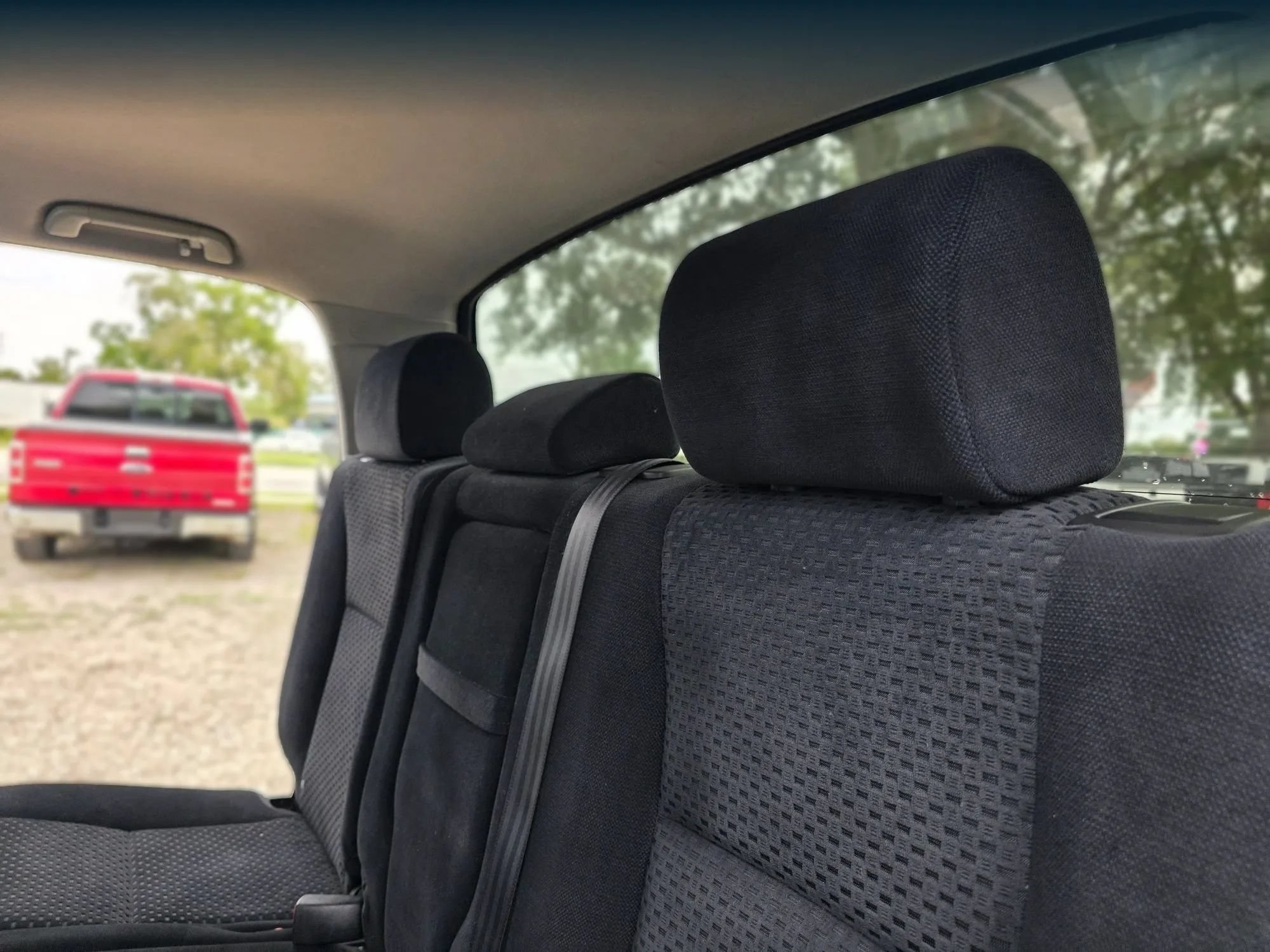Used 2010 Toyota Tundra 2WD CrewMax w/ Tow Pkg image 27